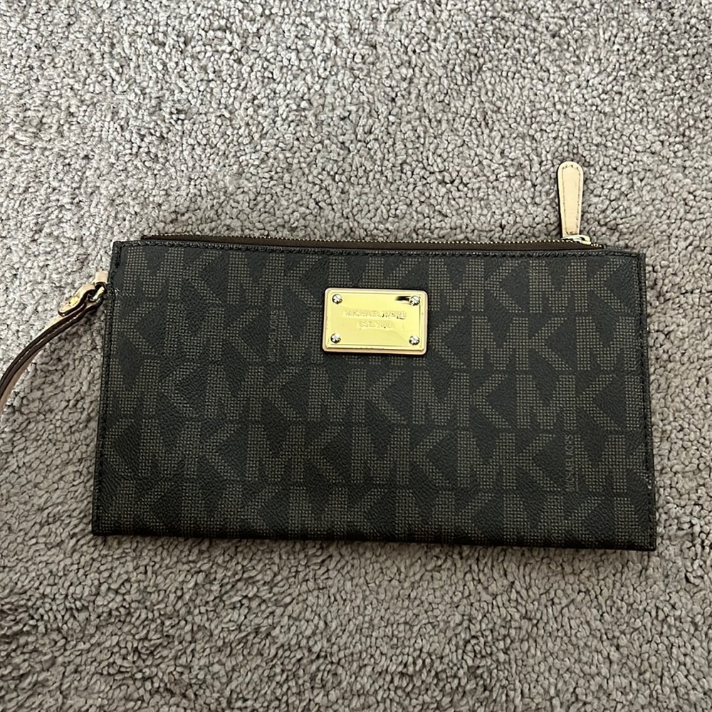 Brown Michael Kors Wrislet